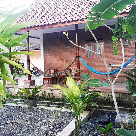 Ragha Homestay Batukaras ภายนอก รูปภาพ
