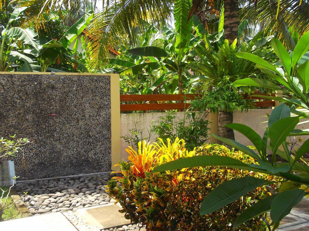 Ragha Homestay Batukaras ภายนอก รูปภาพ