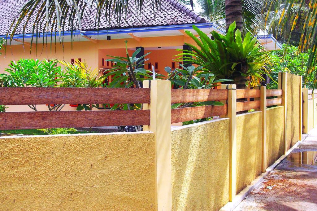 Ragha Homestay Batukaras ภายนอก รูปภาพ